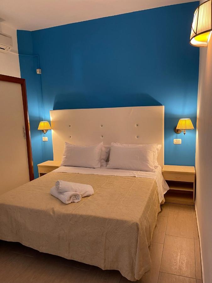 Hotel New Happy Rimini Pokoj fotografie