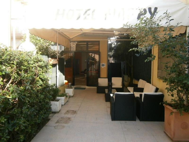 Hotel New Happy Rimini Exteriér fotografie