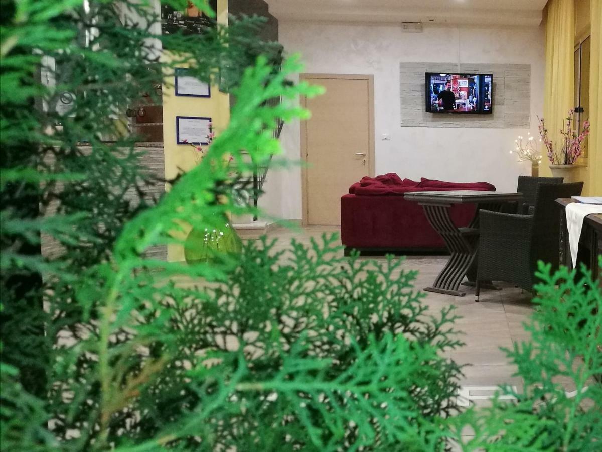 Hotel New Happy Rimini Exteriér fotografie